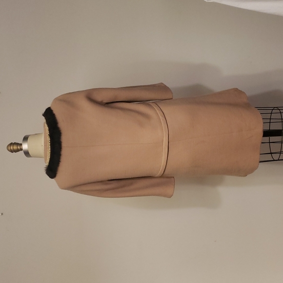 Phillip Lim 3.1 Camel Coat with Fur/Pearl trim - Picture 4 of 8